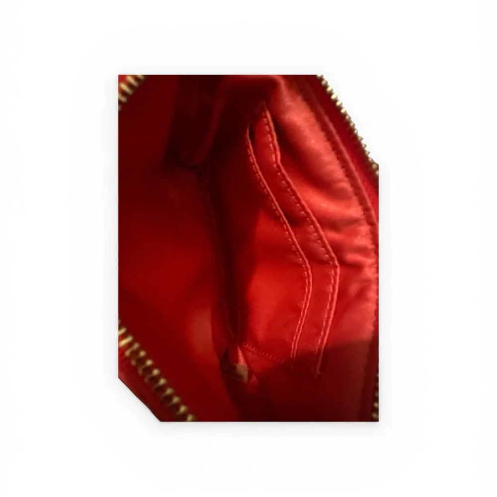 Coach NWB  Red and Gold Heart Wristlet and Dustbag - Picture 3 of 3